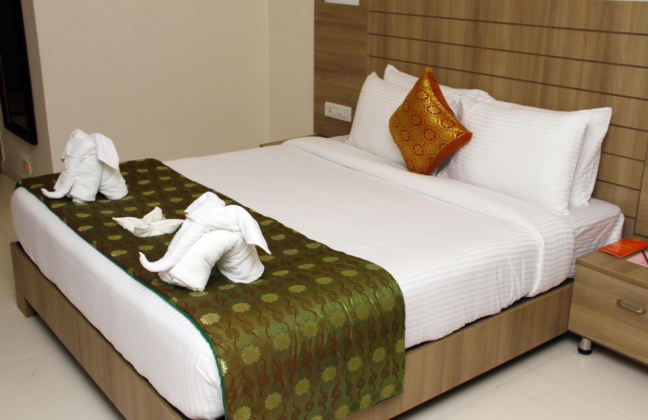 Hotel Vinayaga By Poppys ,Kumbakonam Zewnętrze zdjęcie