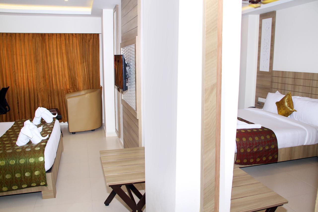 Hotel Vinayaga By Poppys ,Kumbakonam Zewnętrze zdjęcie