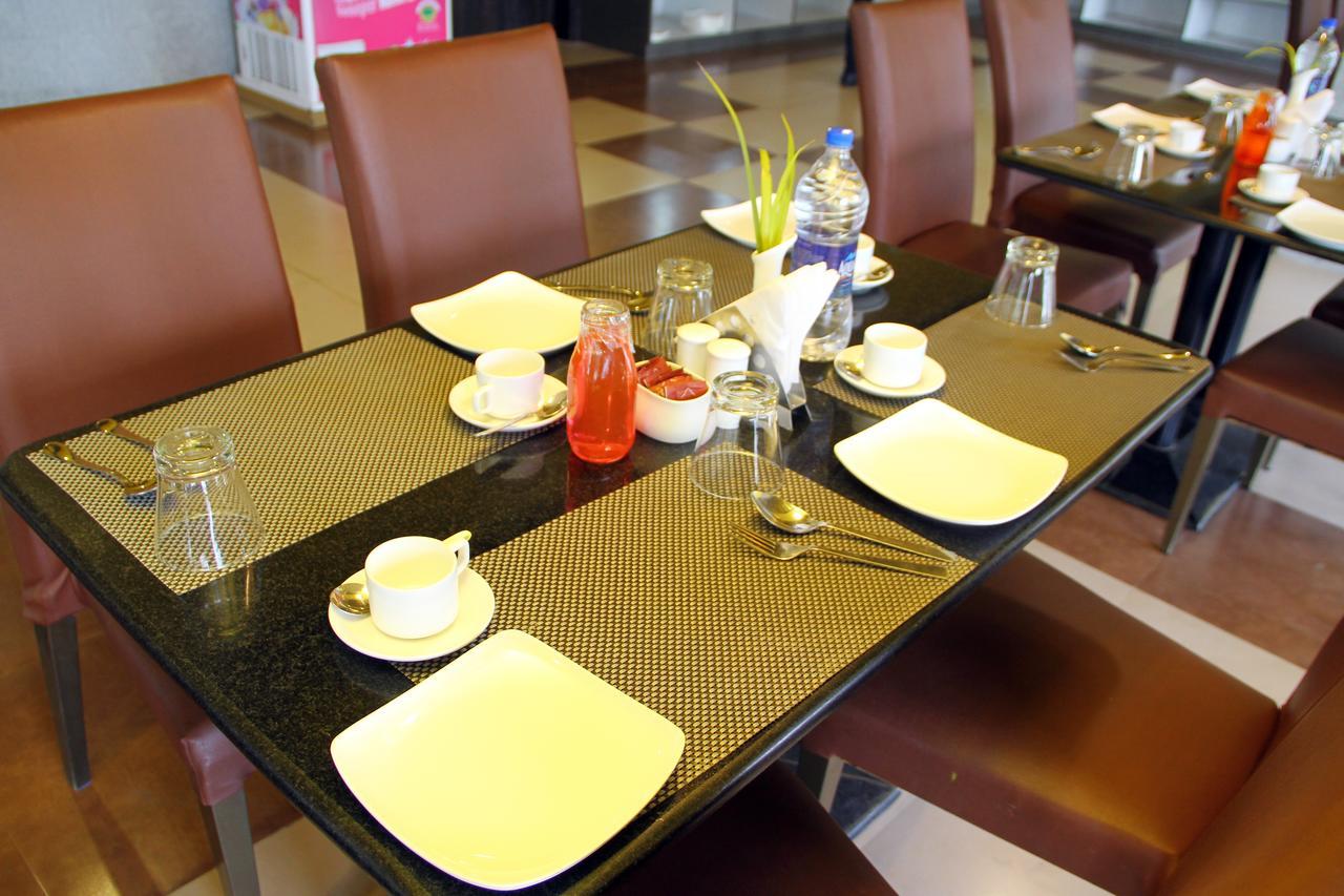 Hotel Vinayaga By Poppys ,Kumbakonam Zewnętrze zdjęcie