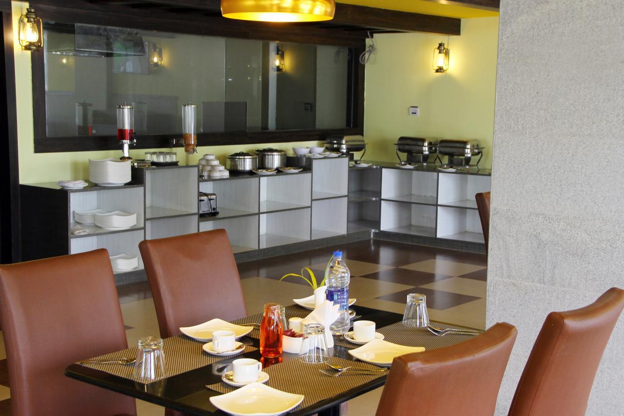 Hotel Vinayaga By Poppys ,Kumbakonam Zewnętrze zdjęcie